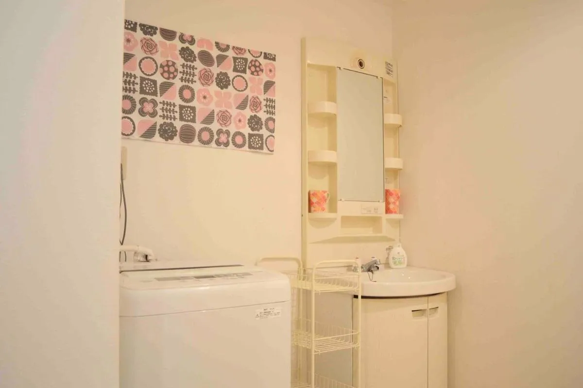 Image 6 of 211gblhouse,難波,道頓堀,黒門市場など主要観光地へすぐの好立地usjへもすぐ!駅から1分のおしゃれなお部屋!