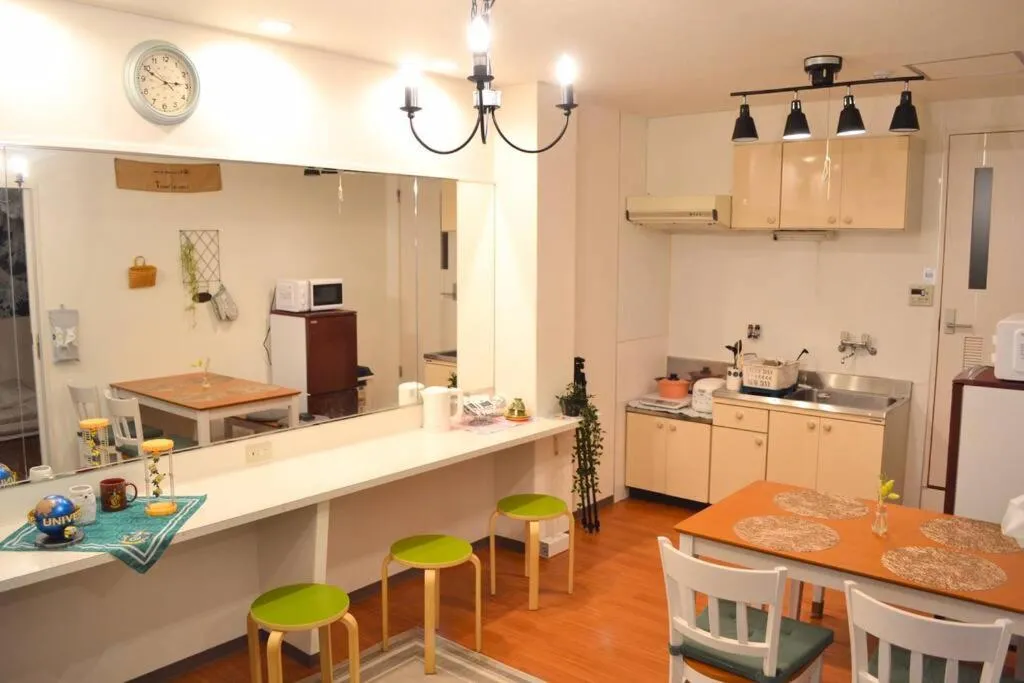 Image 2 of 212gblhouse,大阪中心部,道頓堀,難波,心斎橋,黒門市場エリア!USJもすぐ!駅から徒歩1分の広いおしゃれな部屋!