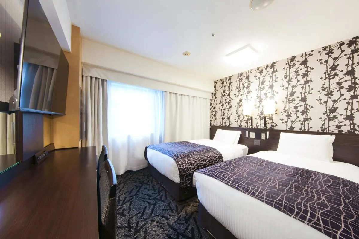 Image 1 of APA Hotel Midosuji Hommachi Ekimae