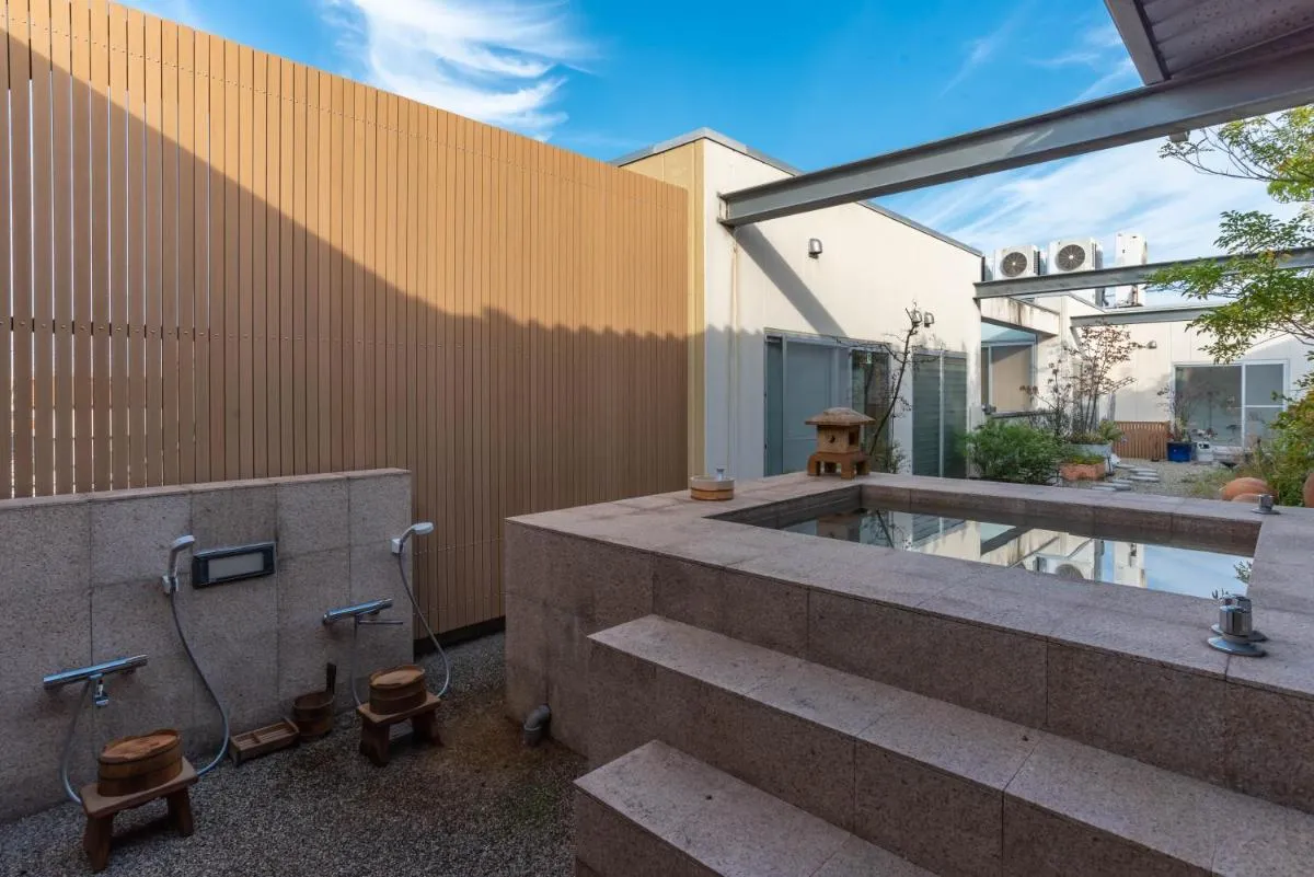 Image 5 of Bijou Suites AI PREMIUM