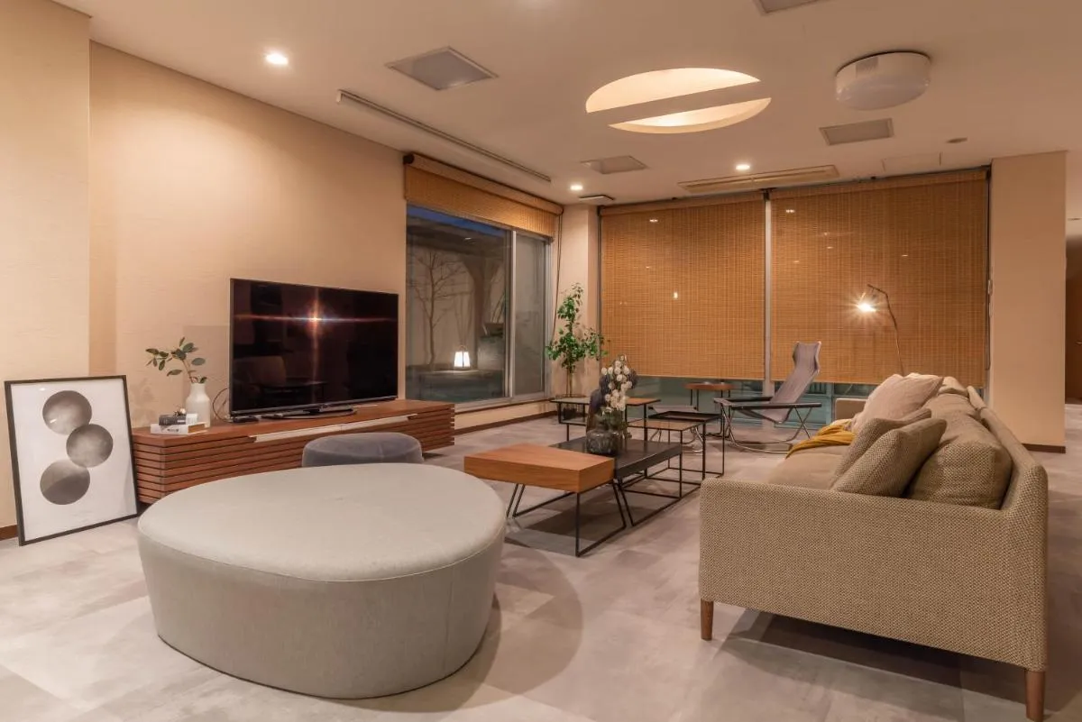 Image 1 of Bijou Suites AI PREMIUM