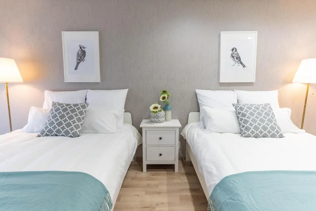 Image 3 of Bijou Suites Cyan