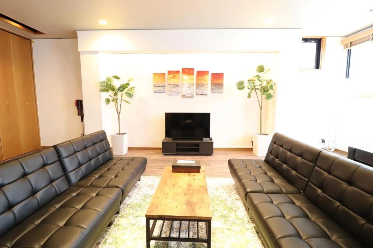 Image 4 of Crane Court KitaHorie