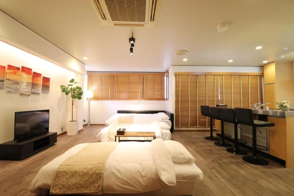 Image 1 of Crane Court KitaHorie