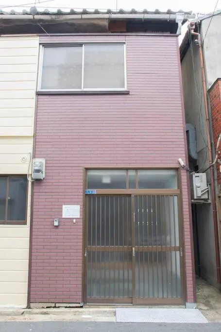 Image 4 of 大阪中心地にステイ！無料駐車場付き物件！最大7名宿泊可能、1DK戸建を一棟貸切！無料WIFI付き！