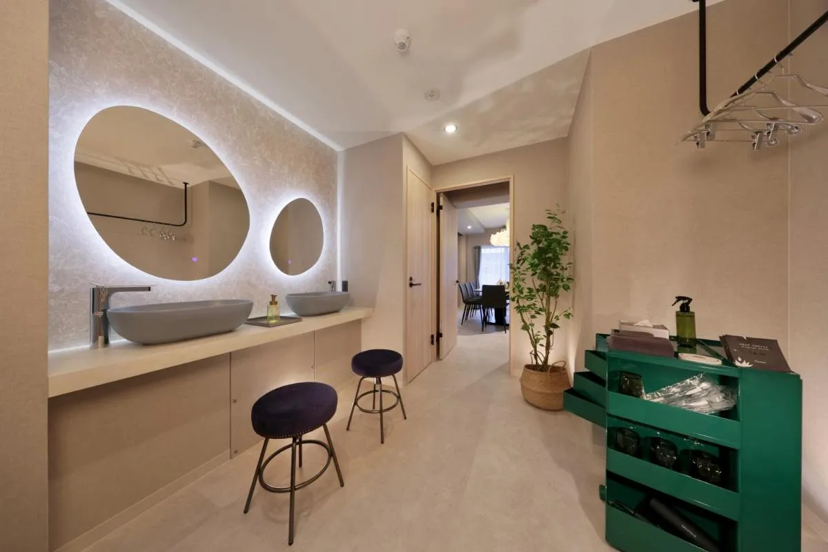Image 1 of Dotombori Crystal Hotel 3