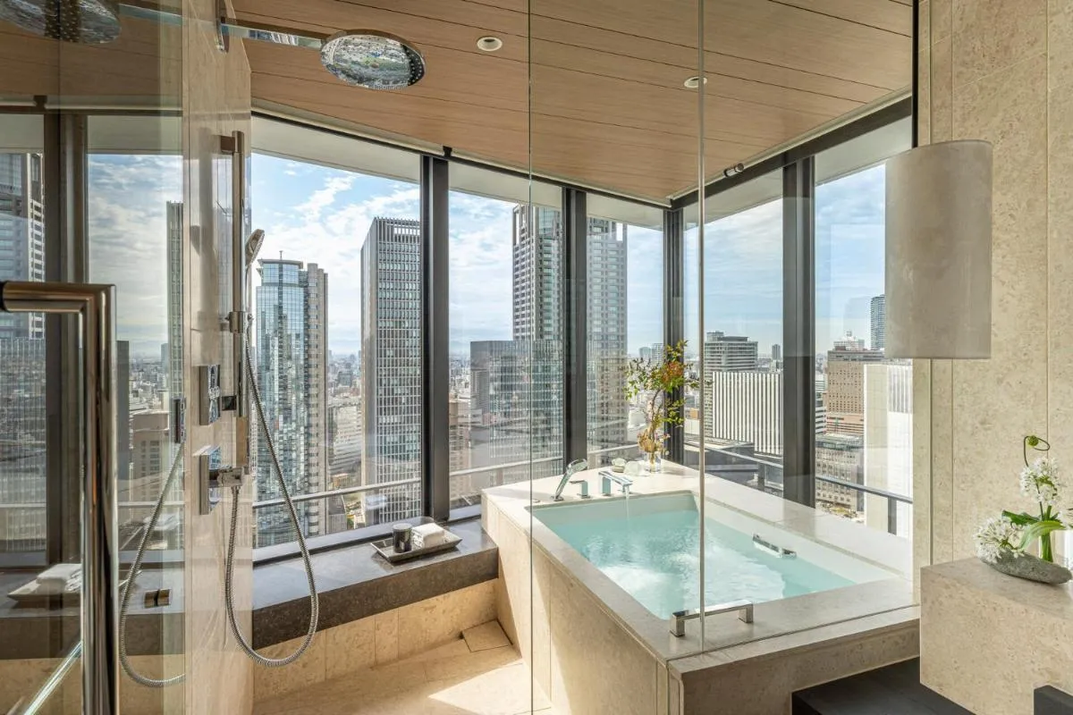 Image 2 of Four Seasons Hotel Osaka