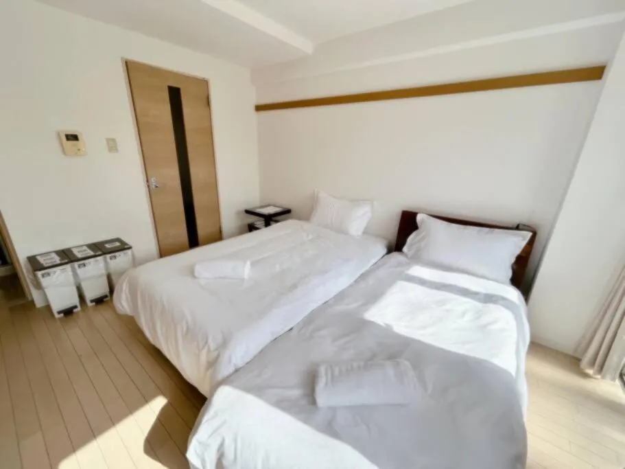 Image 1 of 关西机场直达 i Home Osaka URBAN NOOK 舒适双床房 天下茶屋站步行3分钟