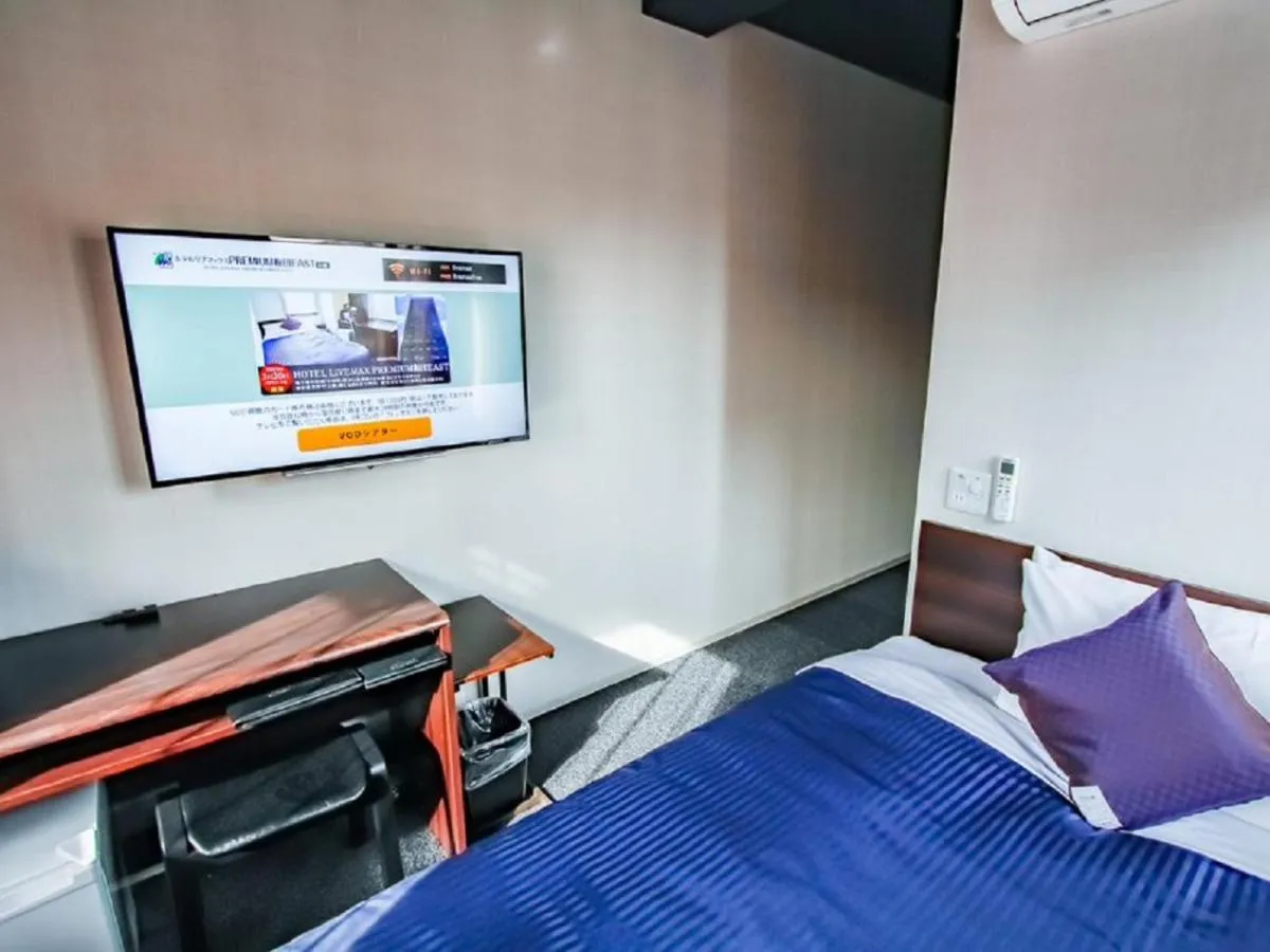 Image 2 of HOTEL LiVEMAX PREMIUM Umeda EAST