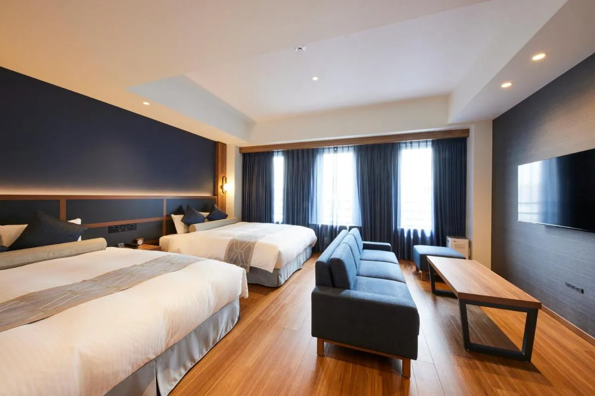Image 1 of HOTEL SAILS