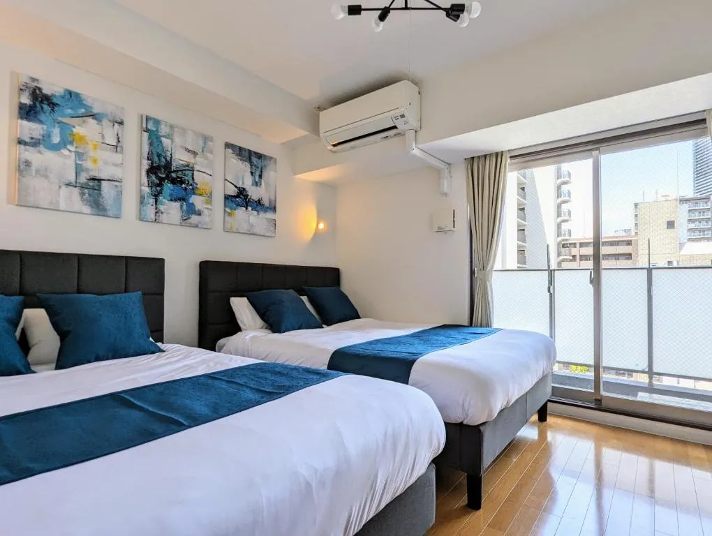 Image of Home cruise Awaza