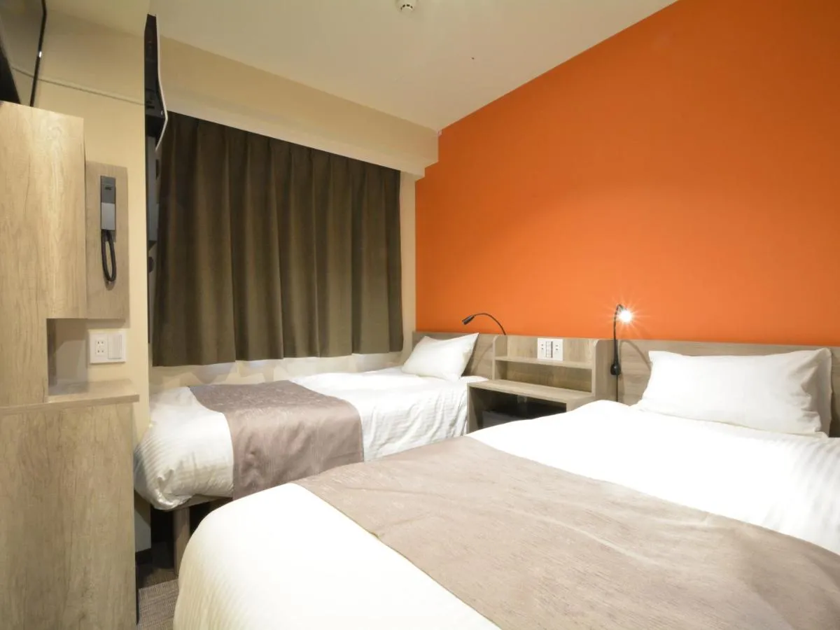 Image 2 of Hotel Sanrriott Shinsaibashi