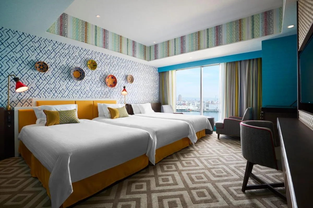 Image 2 of Hotel Universal Port