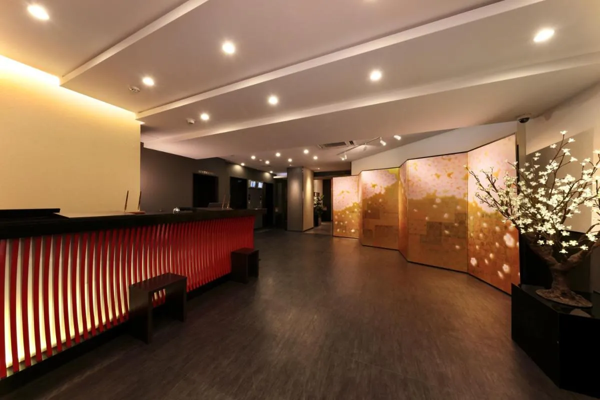 Image 1 of Kuromon Crystal Hotel