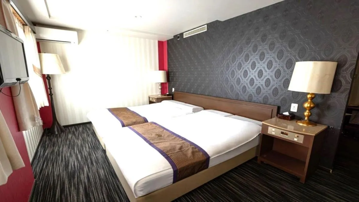Image 2 of New Osaka Hotel Shinsaibashi