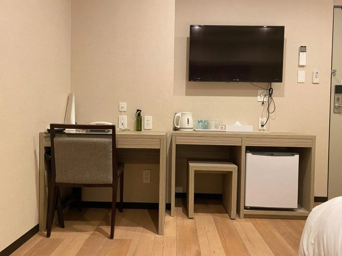 Image 4 of Nipponbashi Luxe Hotel