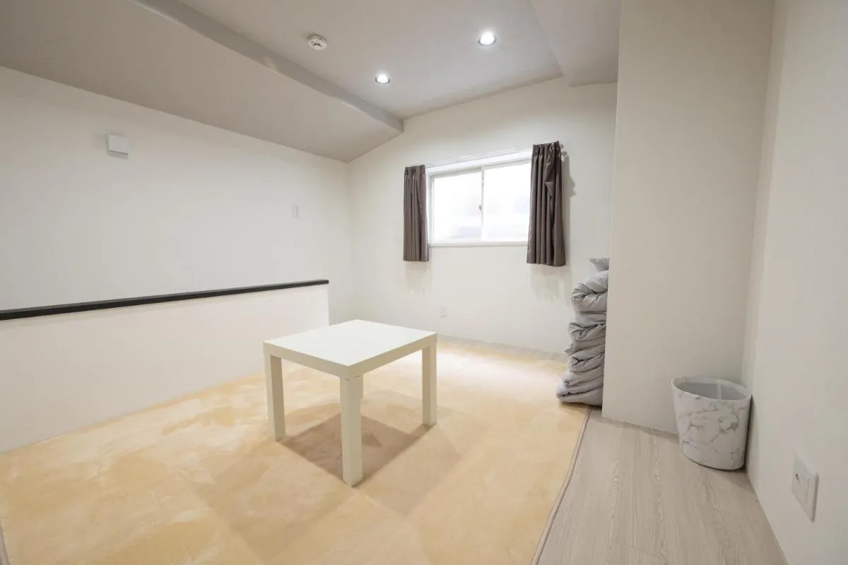 Image 3 of Official TRhouses 15 minutes to Shinsaibashi, Kuromon Market and Namba