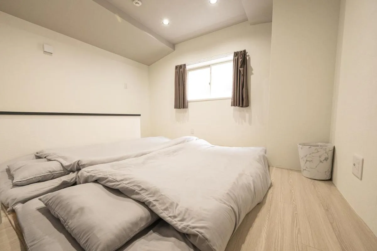 Image 2 of Official TRhouses 15 minutes to Shinsaibashi, Kuromon Market and Namba