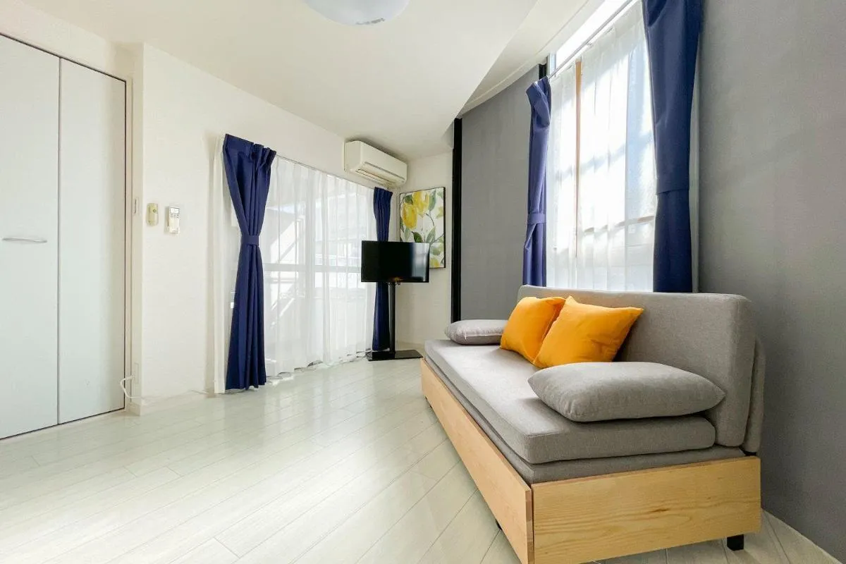 Image 1 of Osaka house honkan