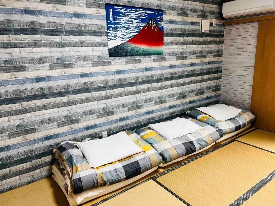 Image of 全新上线花跡民宿4号馆303 萩之茶屋站一分钟！难波，心斋桥4分钟车程！通天阁，天王寺步行圈！