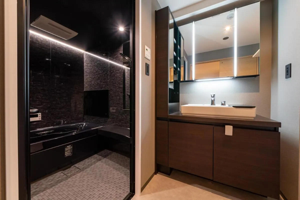 Image 2 of STAY IN YEBISU