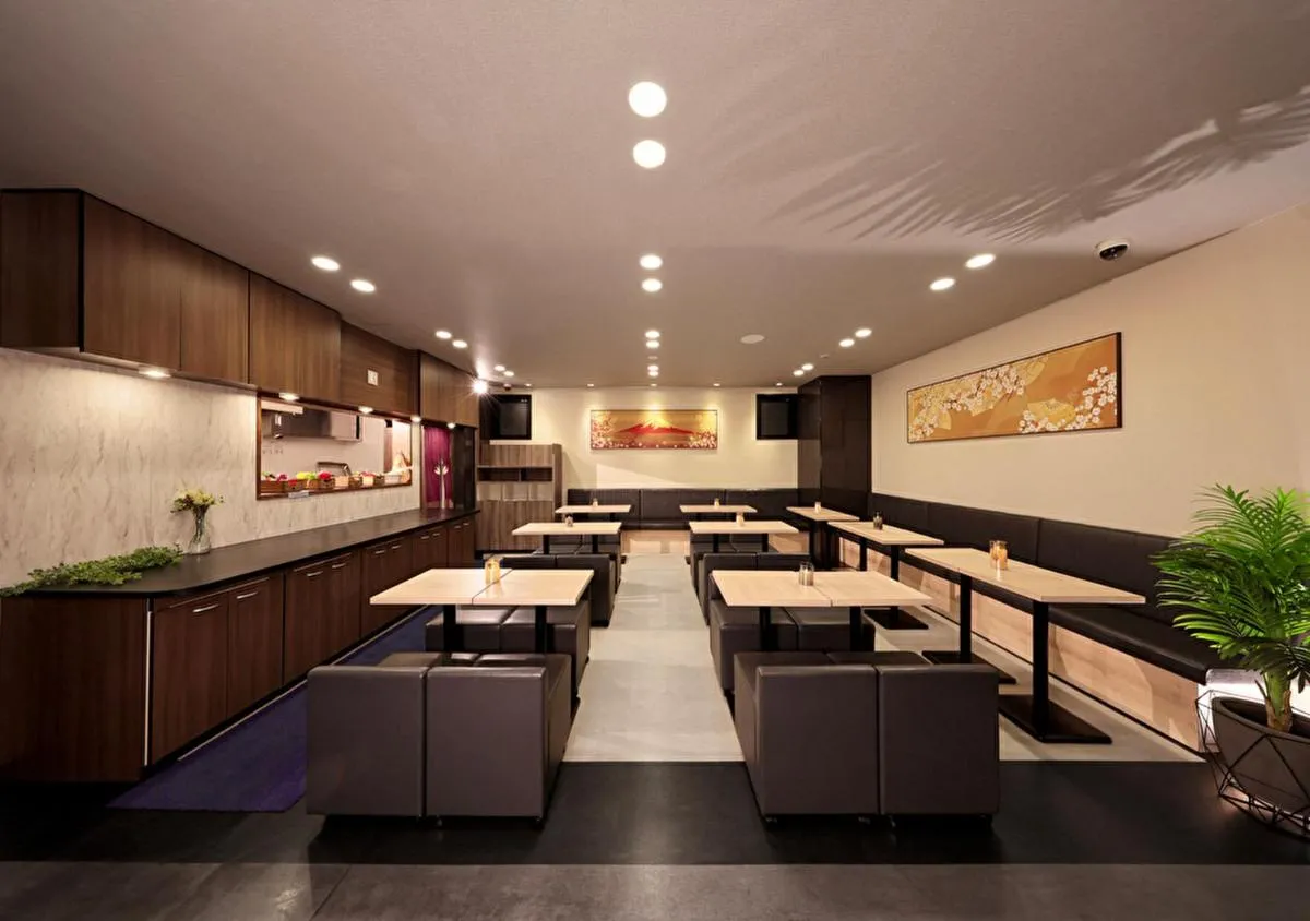 Image 1 of Shinsaibashi-Higashi Crystal Hotel