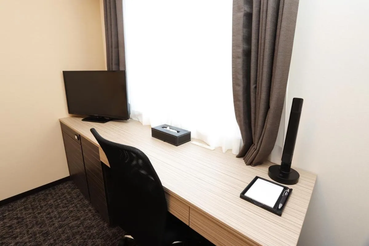 Image 1 of Smile Hotel Premium Osaka Hommachi