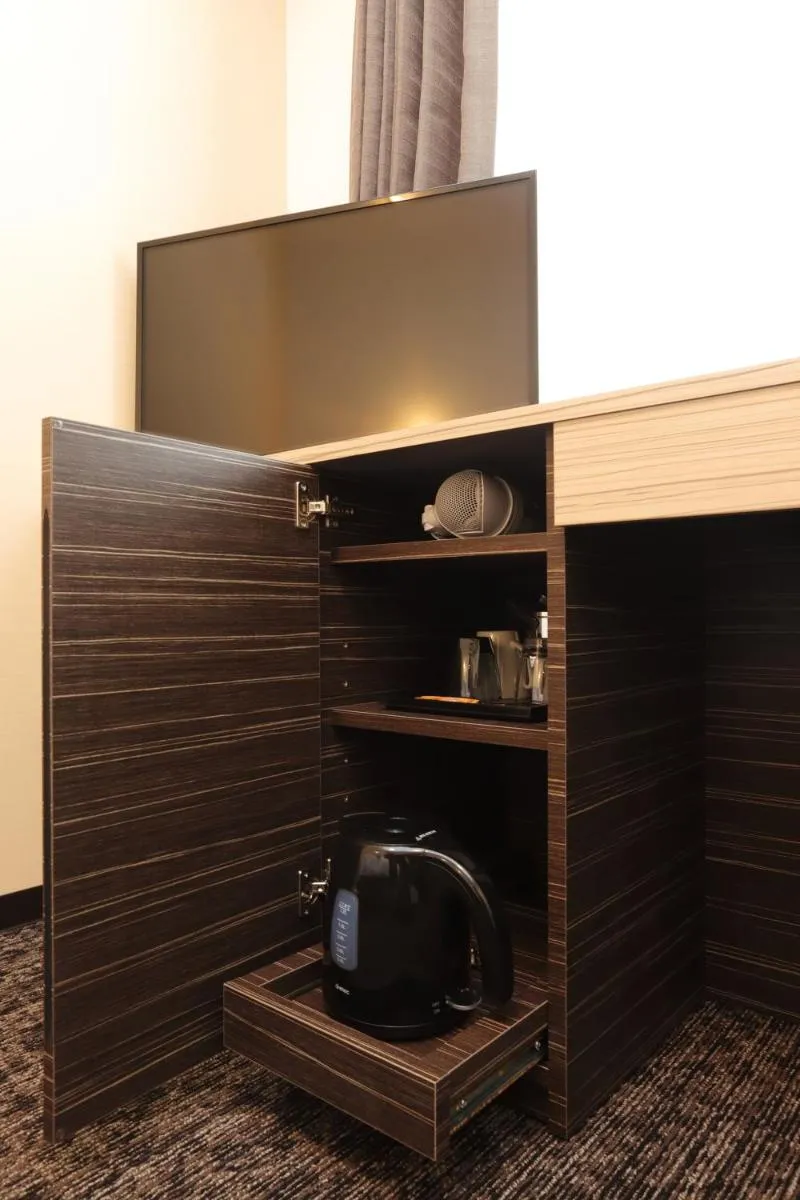 Image 4 of Smile Hotel Premium Osaka Hommachi