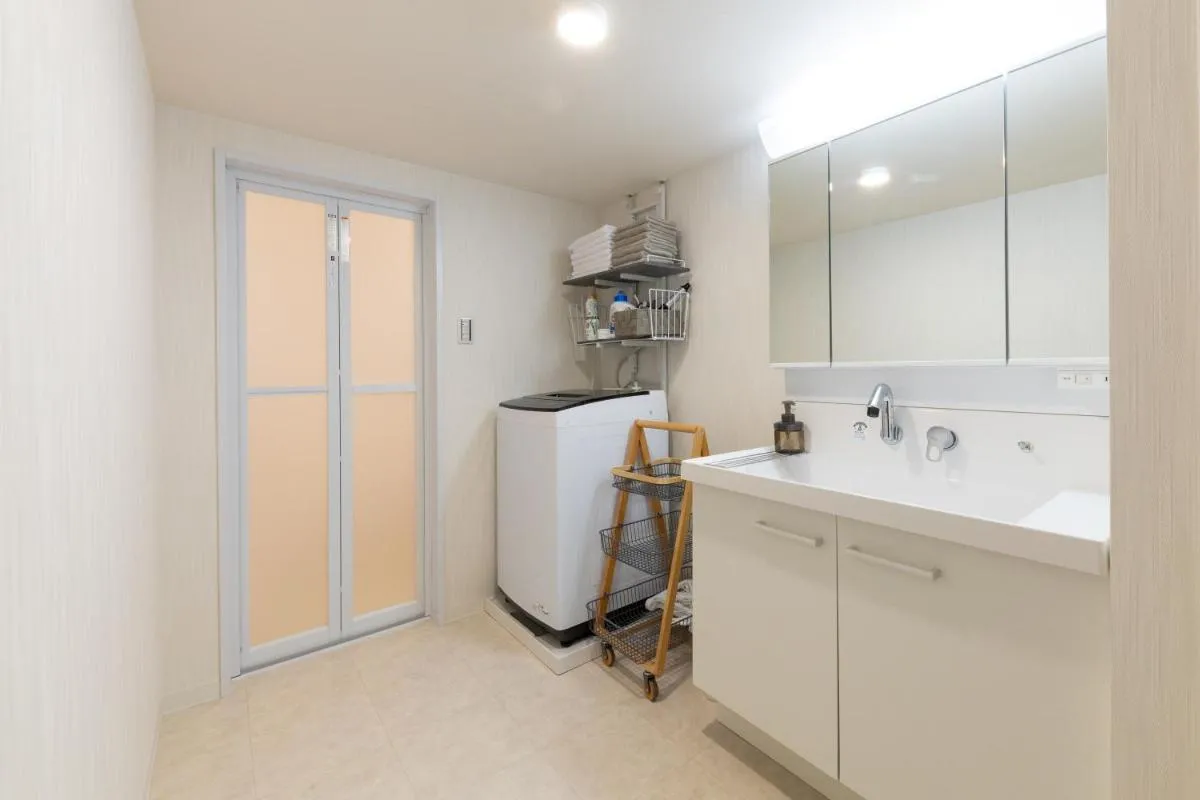 Image 2 of 1棟貸切Osaka House 道頓堀