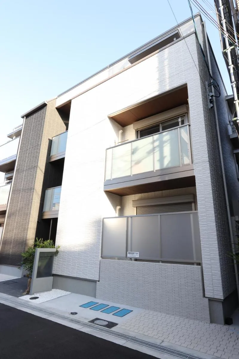 Image 5 of 5 minutes Shin-Osaka 9
