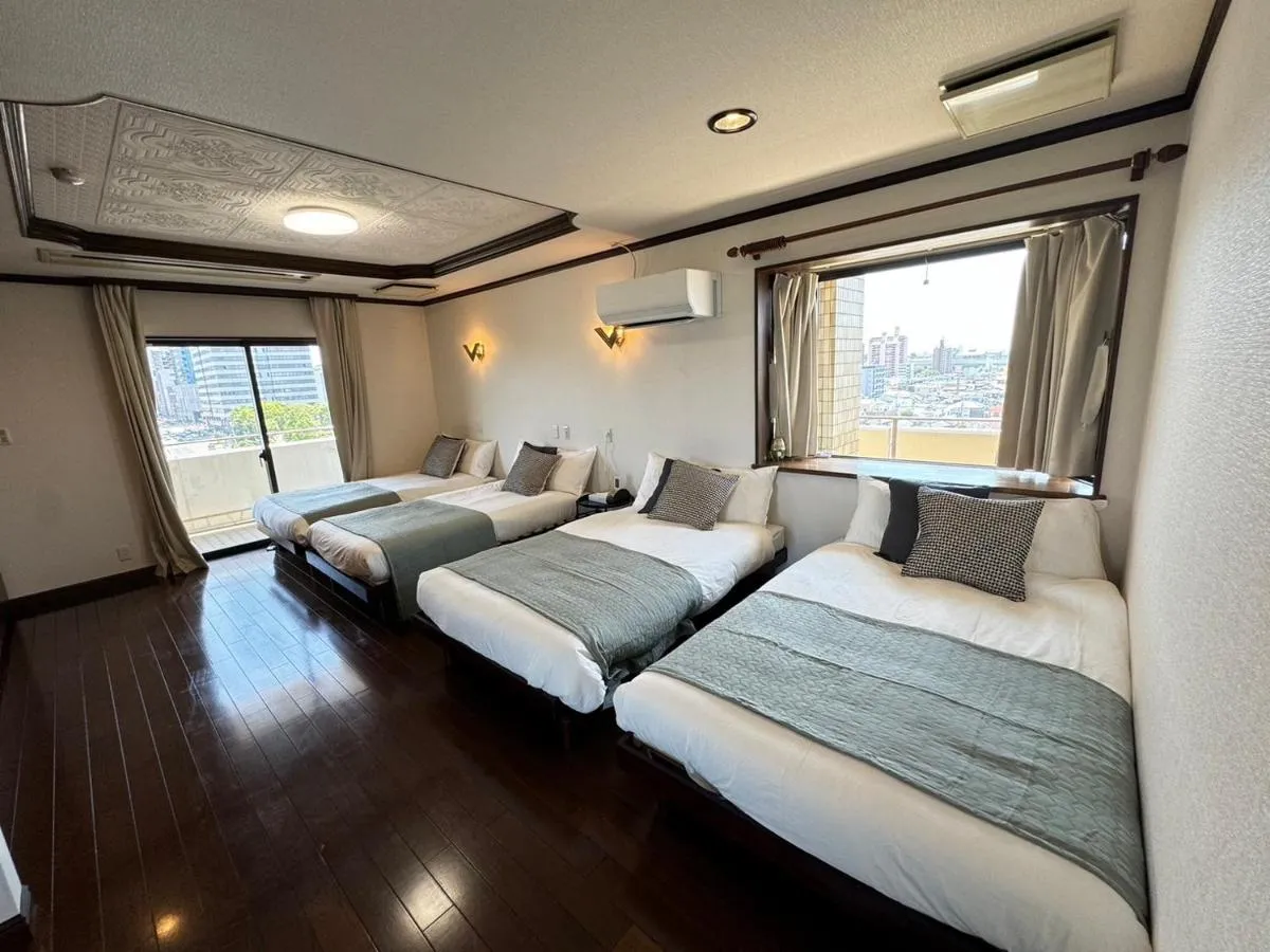 Image 2 of Apartment Regent Tennoji 1001