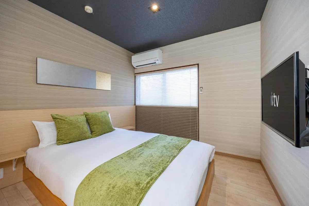 Image 2 of Bijou Suites Will