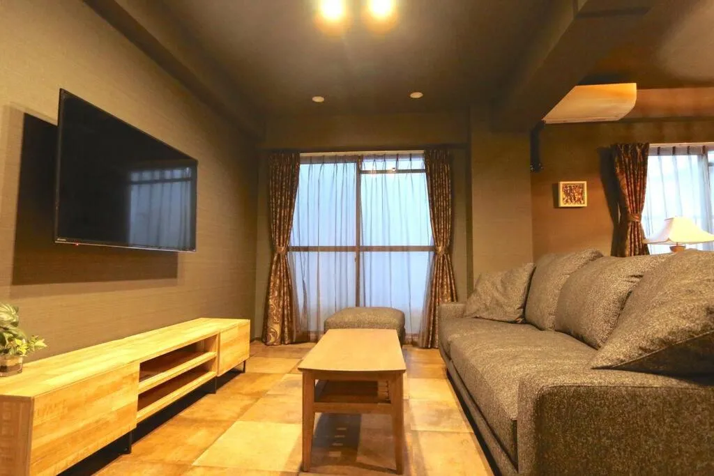 Image of EG62 Elizabeth Garden