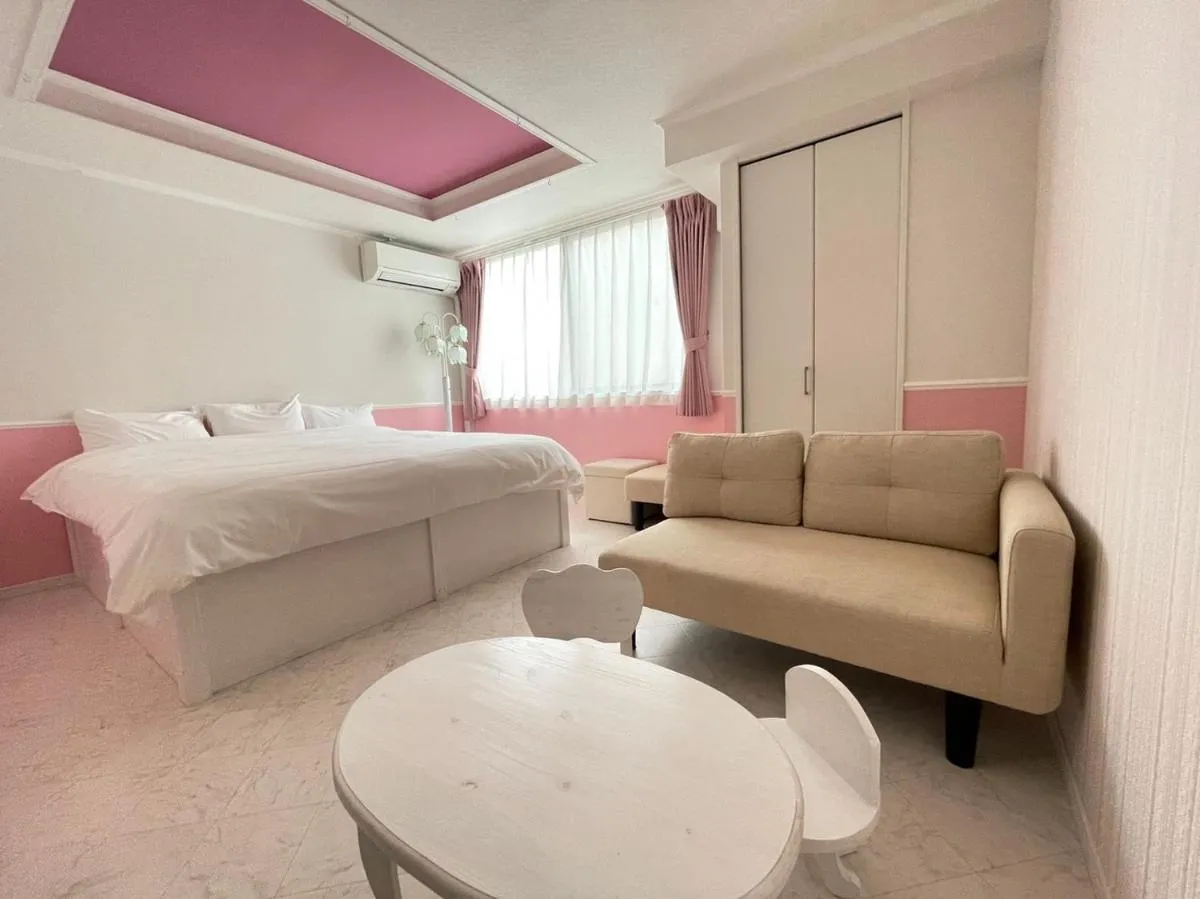 Image 1 of Guest House Laule’a Tennoji