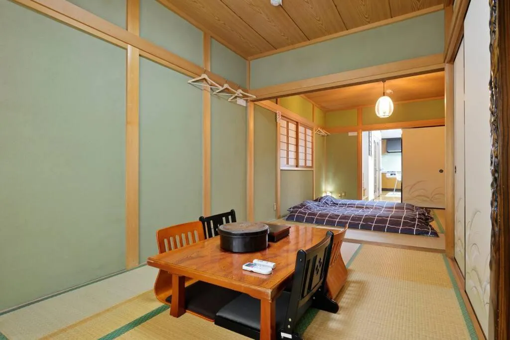 Image 1 of Guest House TIHARU 6bedrooms12people max and Straight to USJ and Near the hot spring