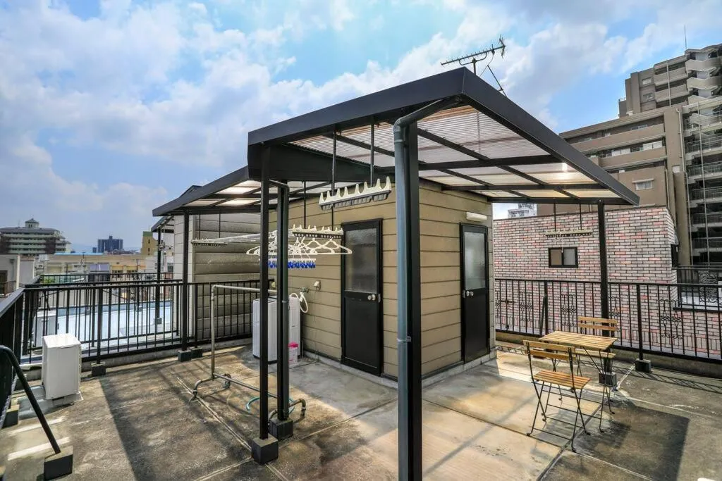 Image 5 of 鶴橋駅徒歩2分 トイレ浴室複数あり3階建て一軒家車庫付き