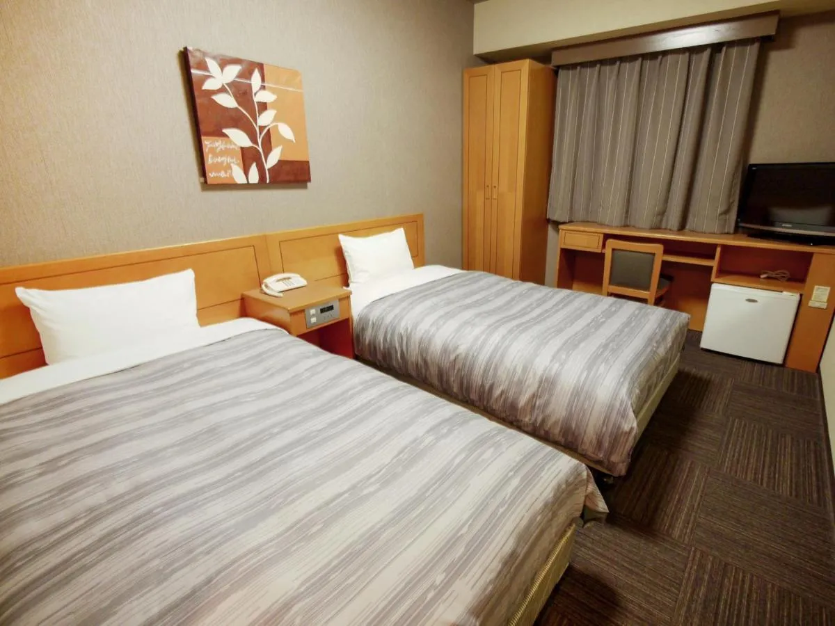 Image 1 of Hotel Route-Inn Osaka Honmachi