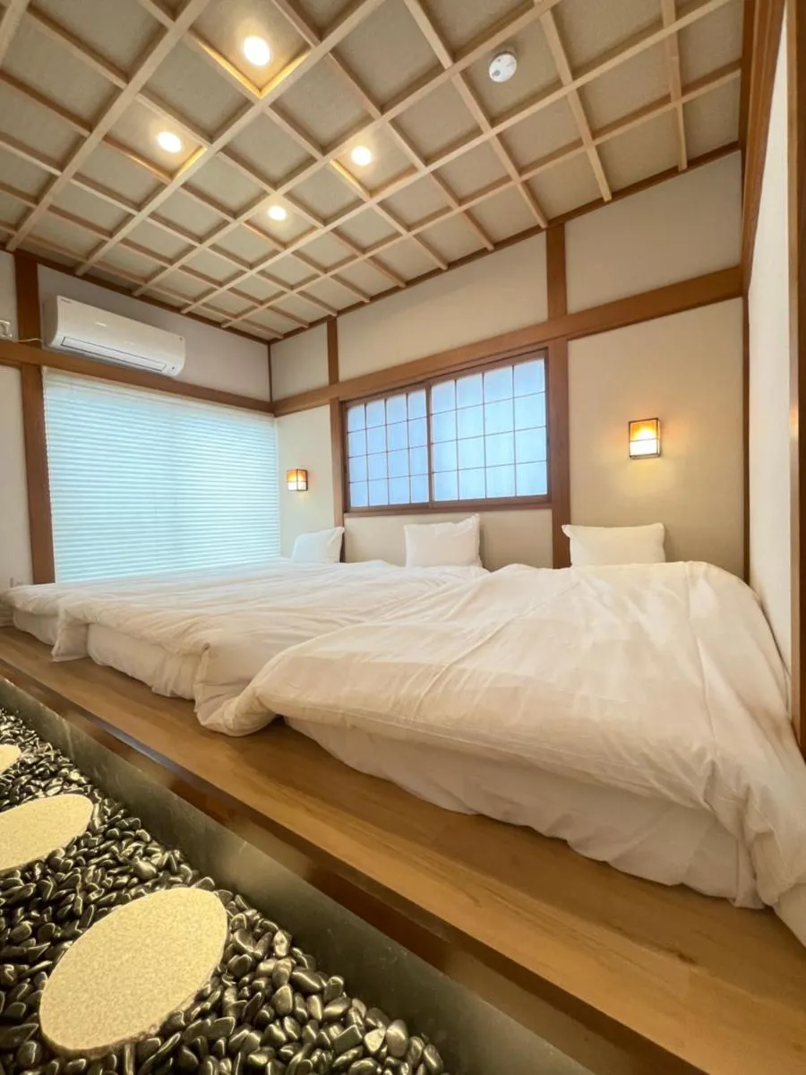 Image 1 of 江戸Inn -天下茶屋-