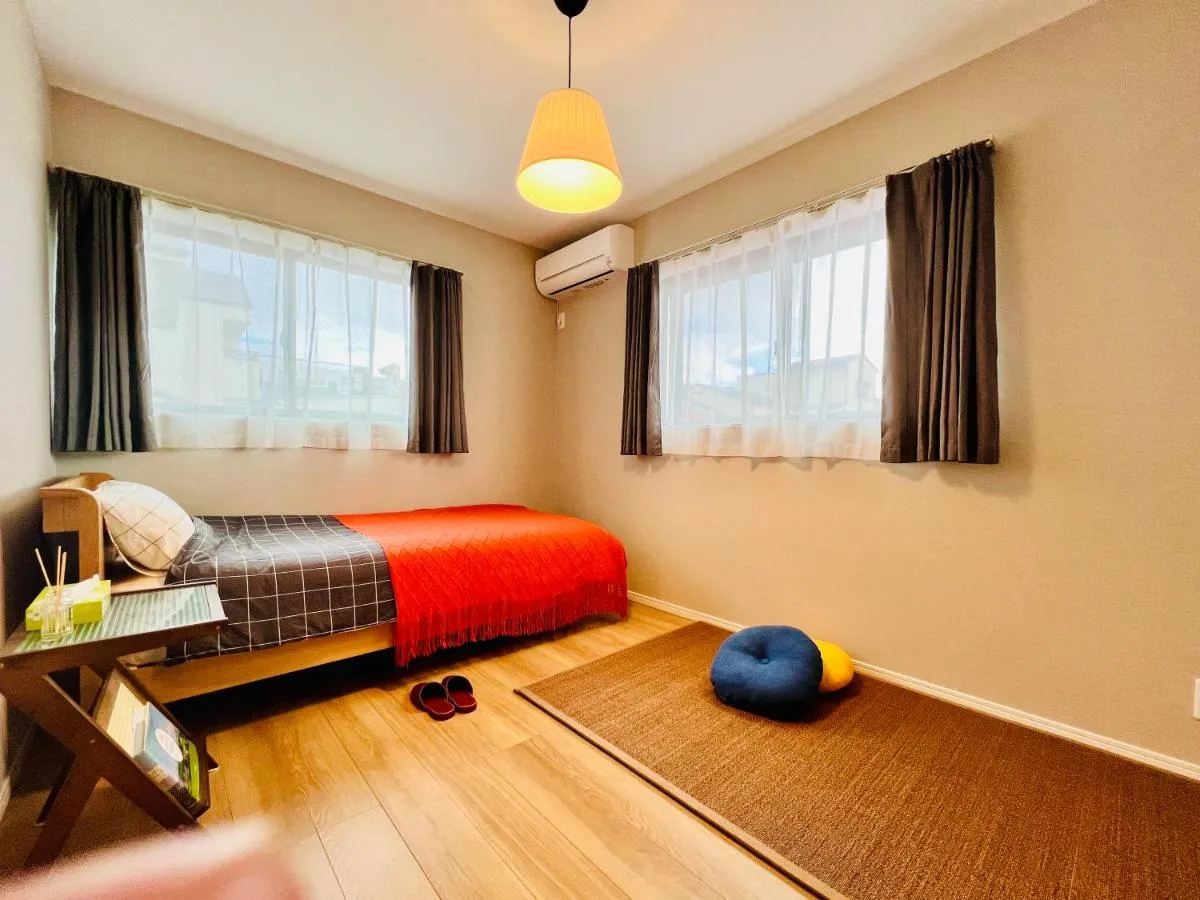 Image 1 of JoyHome天下茶屋 難波梅田黒門関空直通一軒家貸切 無料駐車場