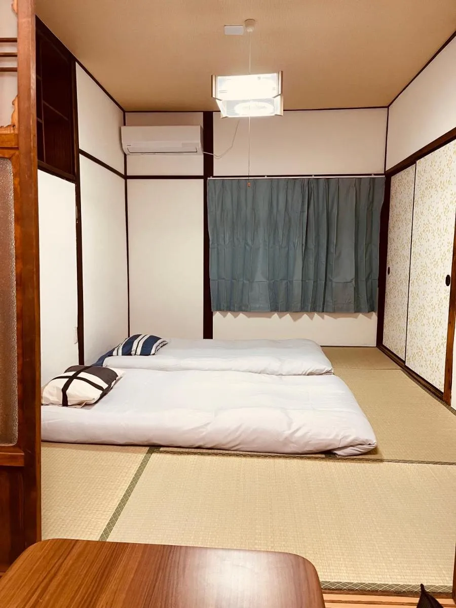 Image 3 of 距离Namba Shinsaibashi麗子民宿