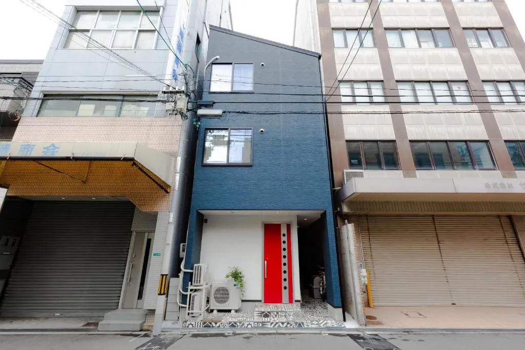 Image of Lunar Rainbow Apartment