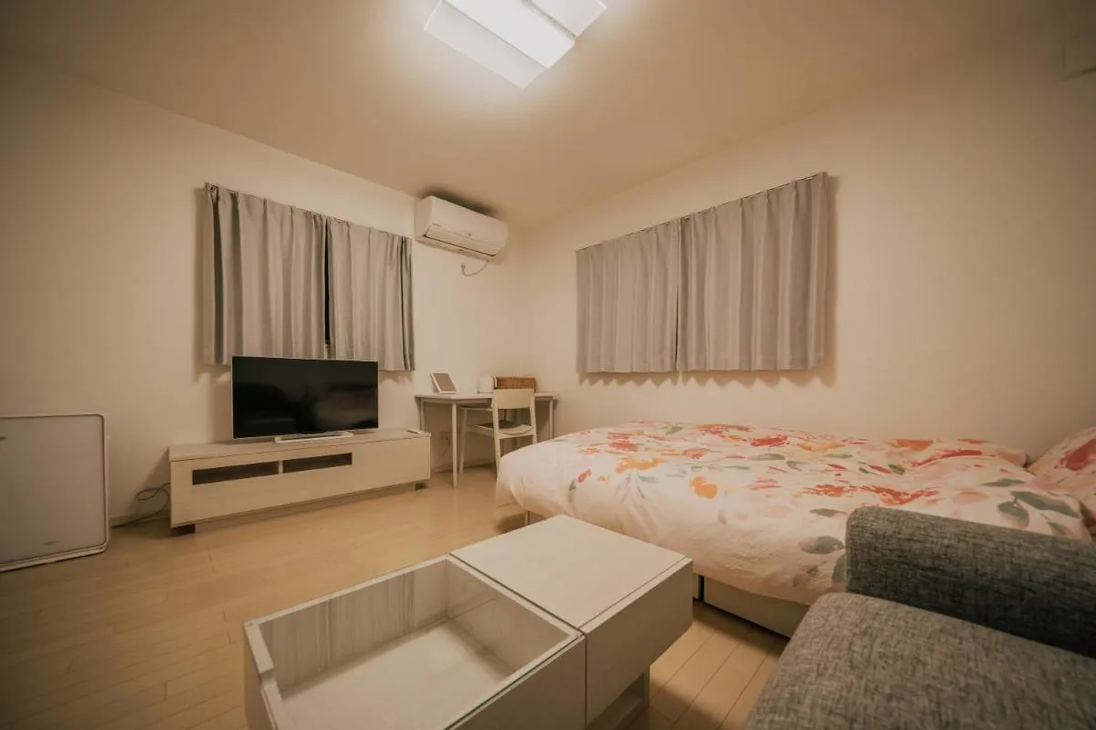 Image 4 of New Family 9ppl house Big kit&tub free parking