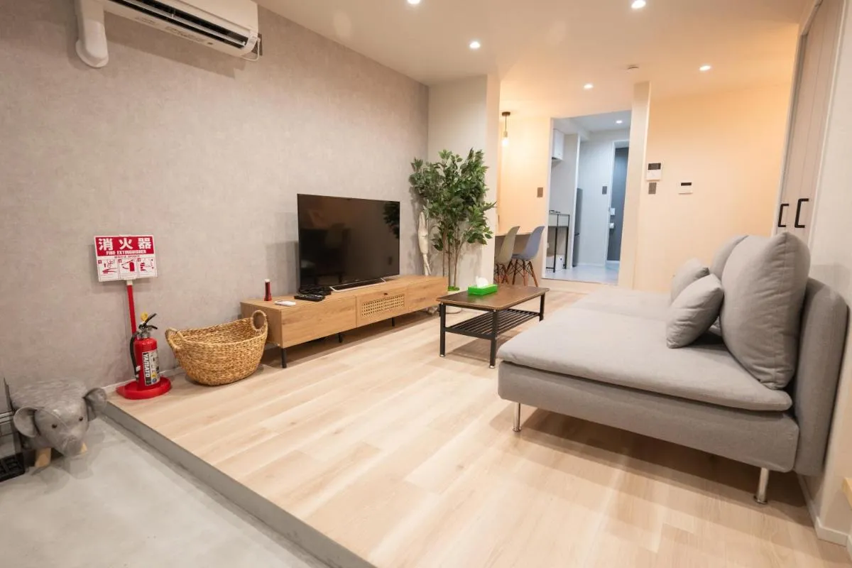 Image 4 of Official TRhouses 和居 汐羽 15 minutes to Shinsaibashi, Kuromon Market and Namba
