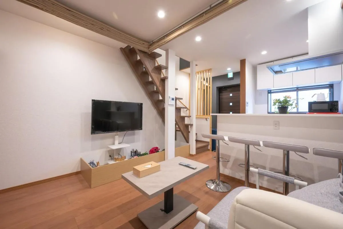 Image 4 of Official TRhouses 米御東桜 15 minutes to Shinsaibashi, Kuromon Market and Namba