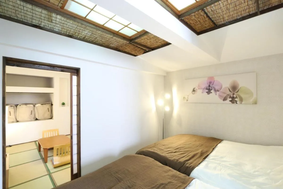 Image 1 of Osaka Downtown Area Shinsaibashi Japanese House 11ppl debby1