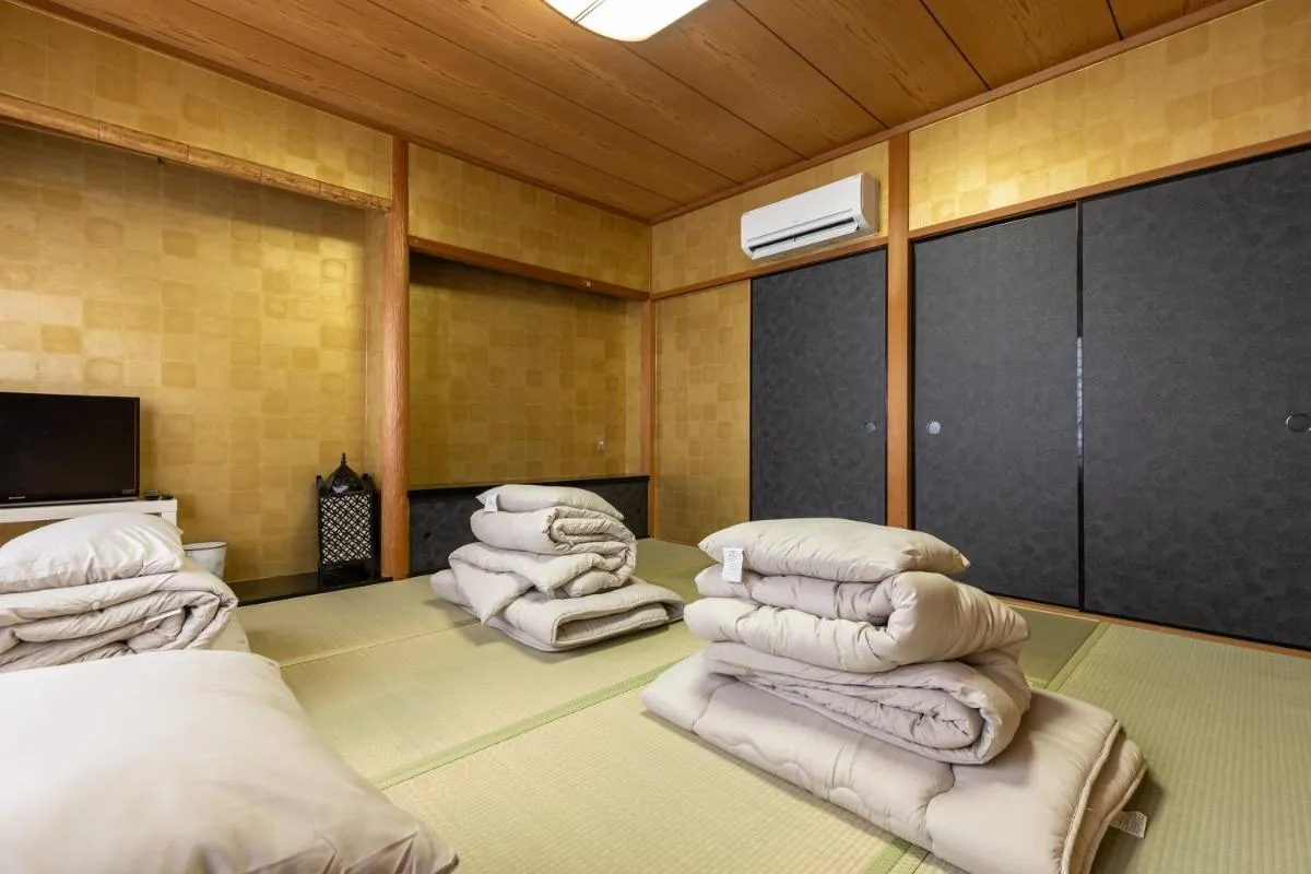 Image 6 of Premier Stay NAMBA なんば駅徒歩3分 3 mins walk from Namba Station 7rooms Billiards table 2baths 4toilets Osaka