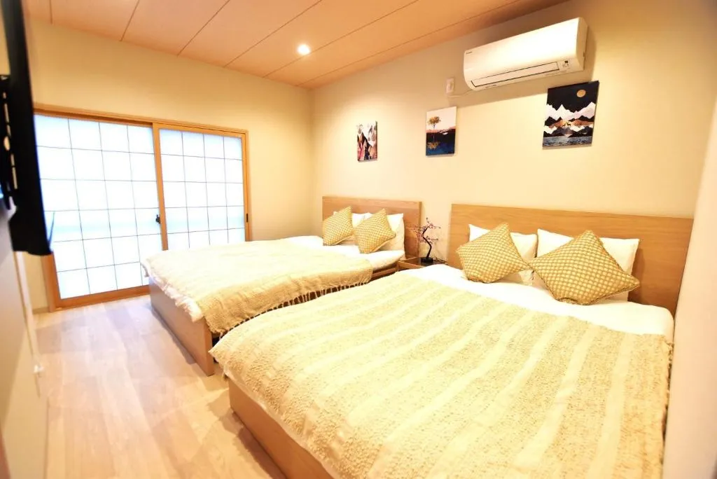 Image of Tamatsukan 玉津館, Detached Hse, JR Tsuruhashi 7min, Kansai Airport 關西空港 57 mins, Namba 6 mins, Nihonbashi 4 mins, Universal Studio 37 mins, Nara 30 mins, Early Check In