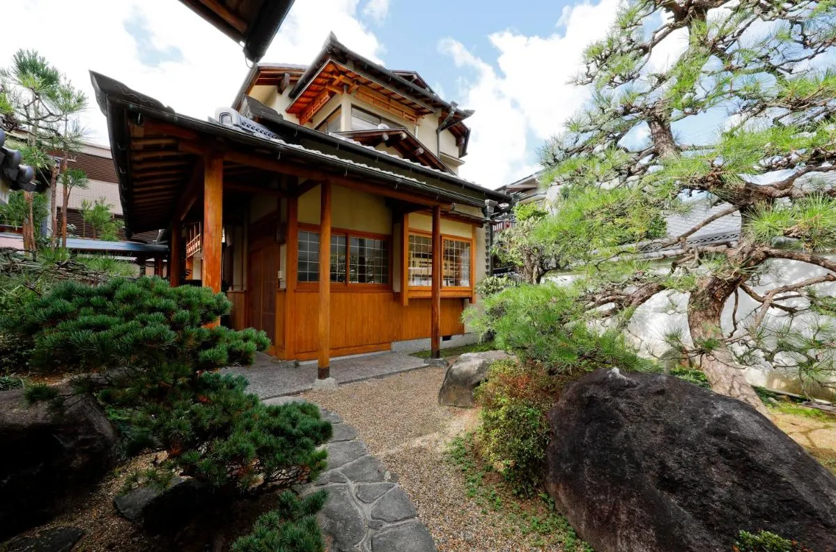 Image 1 of 庭之宿 新大阪日本庭園の家 -Residence inn Niwanoyado-