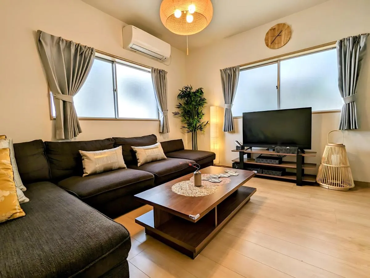 Image 1 of Tsukiyume Kan – House with Parking, 10Mins to USJ, Tennoji, Namba
