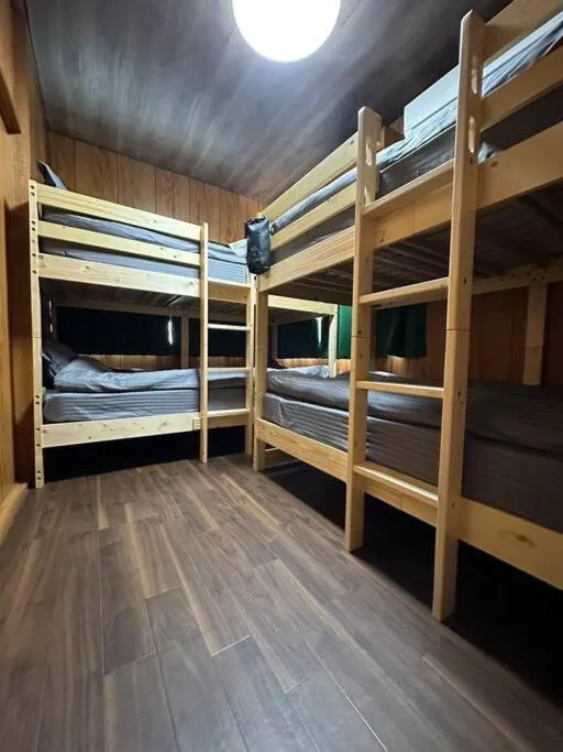 Image 4 of 無料駐車場有り 新大阪駅まで1駅1分 Guest House 橘 東三国,最大14名,最寄り駅まで徒歩5分,2階建て貸切